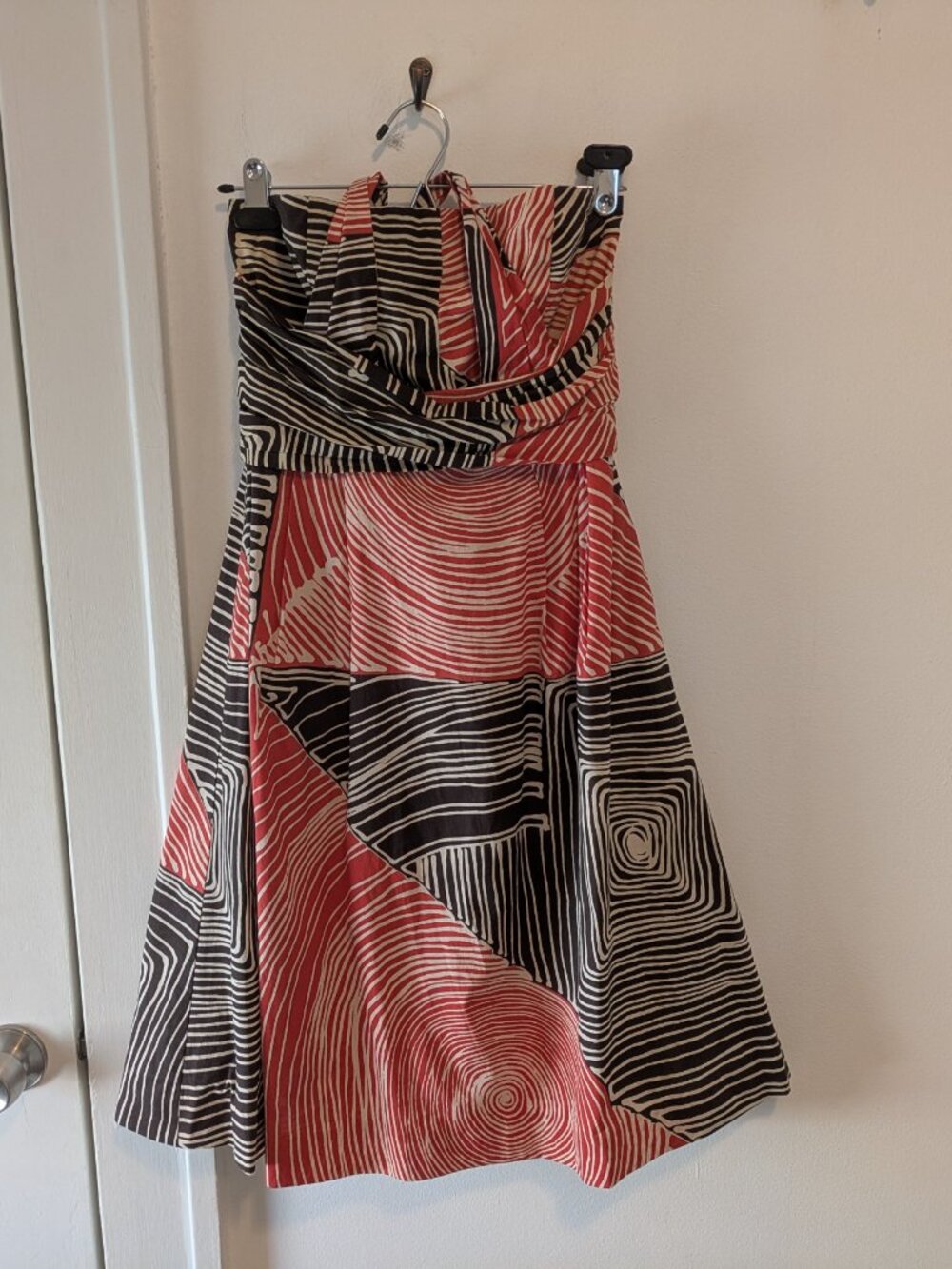 Anthropologie We Love Vera "Study of Shapes" Brown Red Halter Dress - Picture 2 of 16